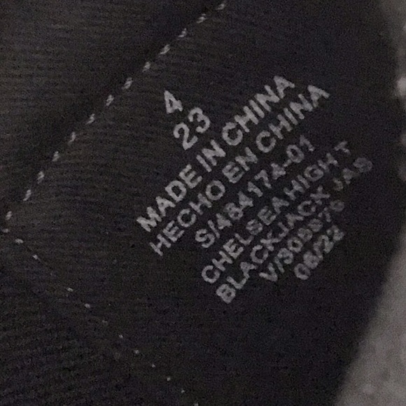 Old Navy Black Jack Chelsea Hight Boy’s Ankle Boots. Casual, Everyday, Winter. - Picture 4 of 6